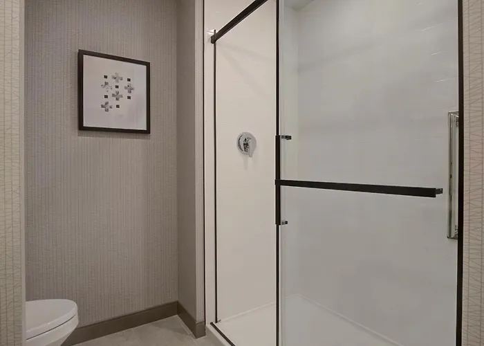 Hampton Inn Montreal Downtown, Qc